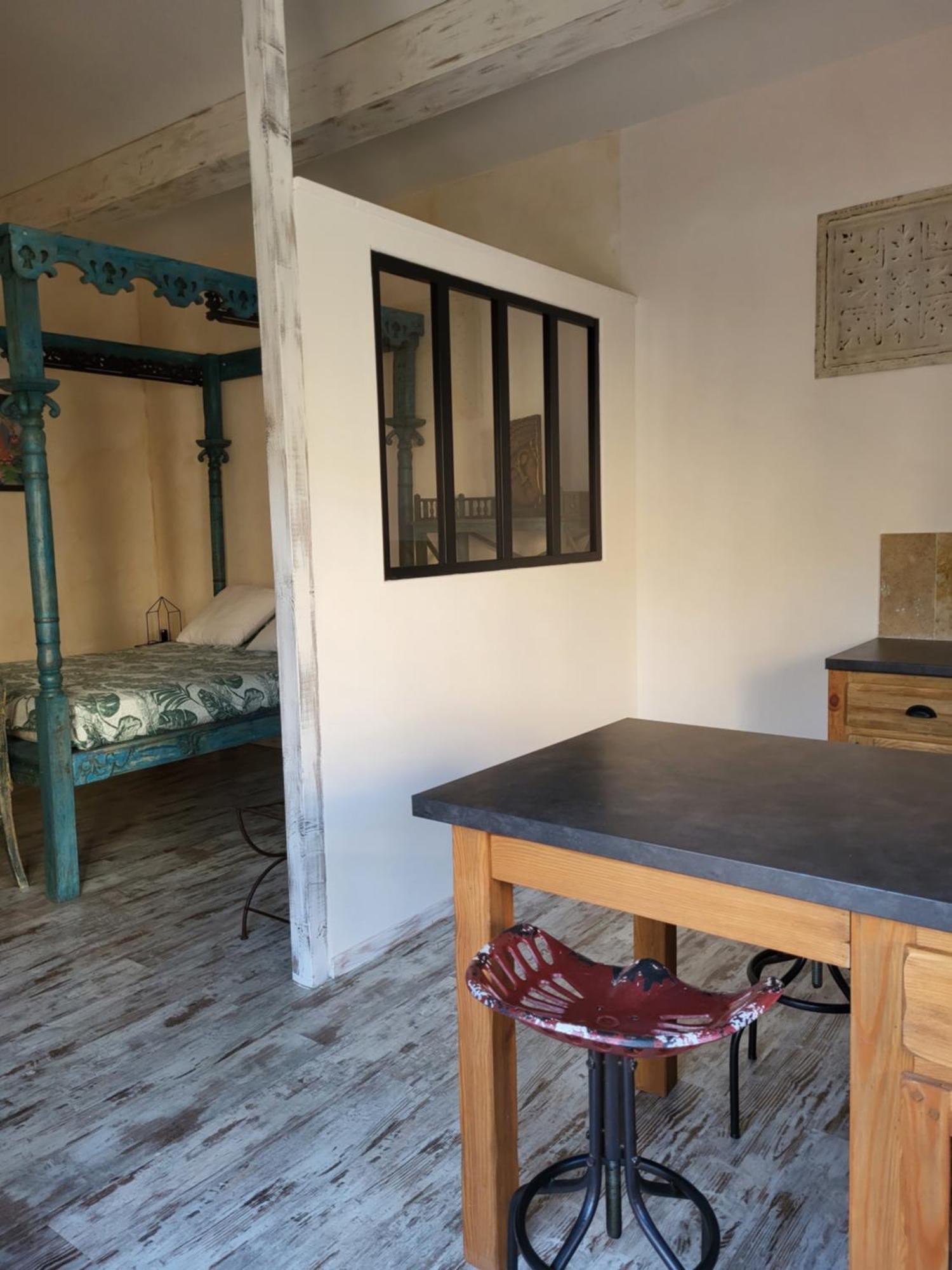 Studios Et Gite La Sauvasse Vagnas Δωμάτιο φωτογραφία